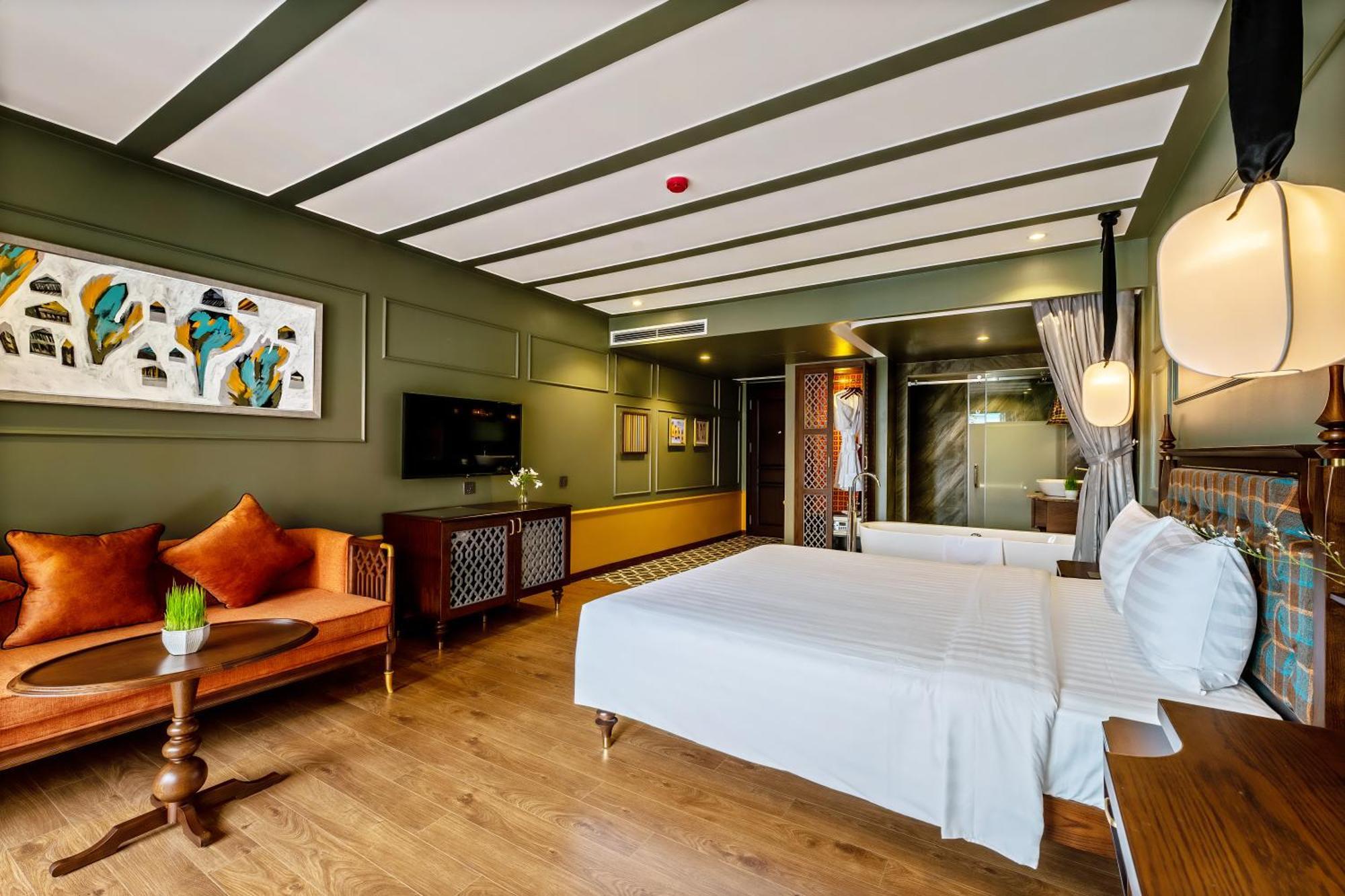 Son Hoi An Boutique Hotel & Spa Room photo Deluxe Suite